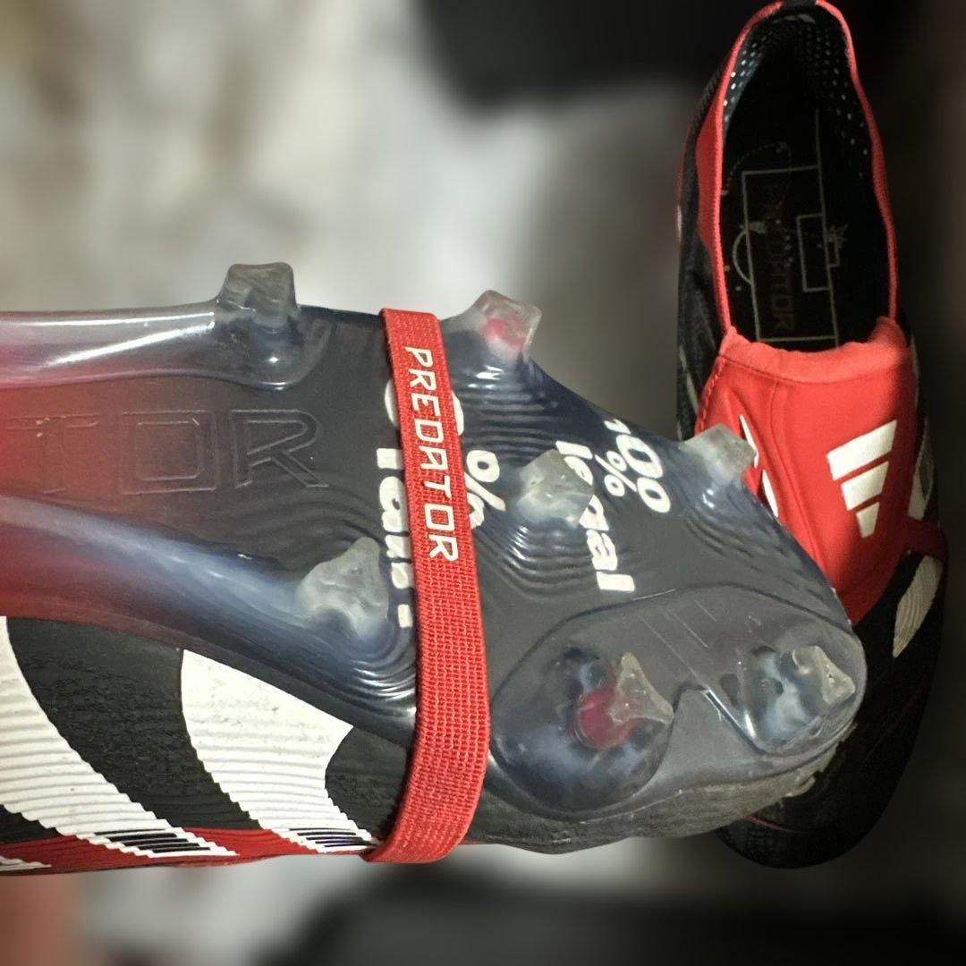 アディダス　サッカースパイク　プレデター　FT FG BWR 28cm