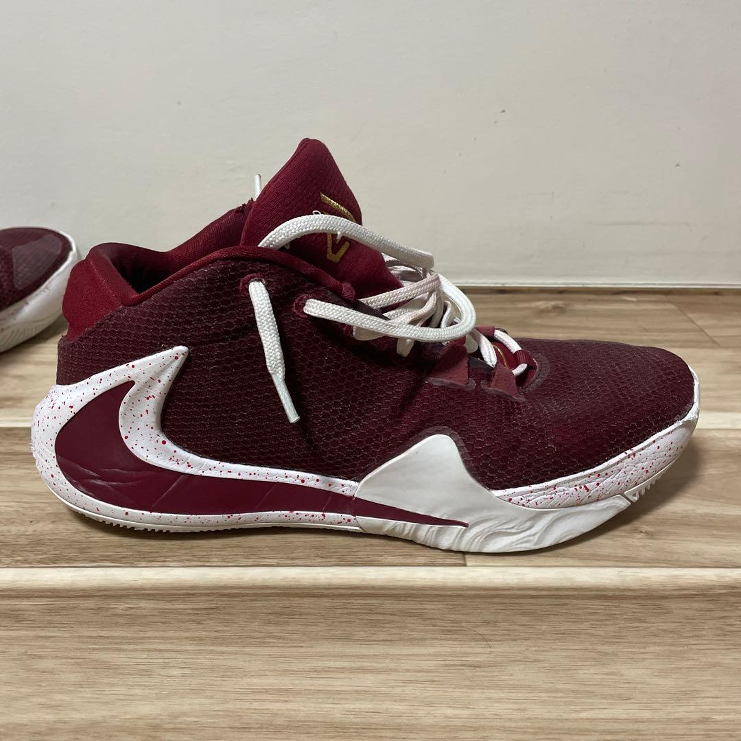 NIKE ナイキ　フリーク1 freak1 バッシュ　バスケ　by you