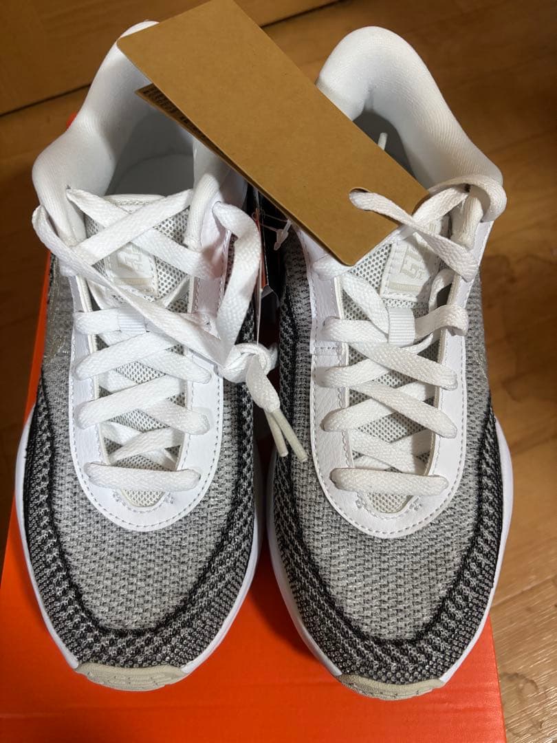 Nike バスケットボールシューズ ホワイト/グレー 新品