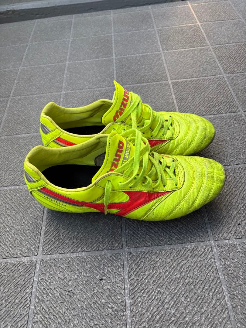 Mizuno サッカーシューズ イエロー/レッド