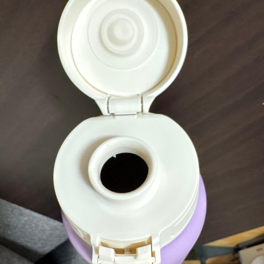 水素ボトル