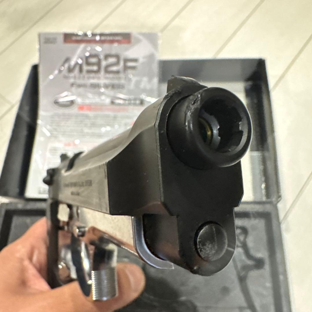 東京マルイ　ガスブローバック　Ｍ92Ｆ　ミリタリーモデル　フレームシルバー