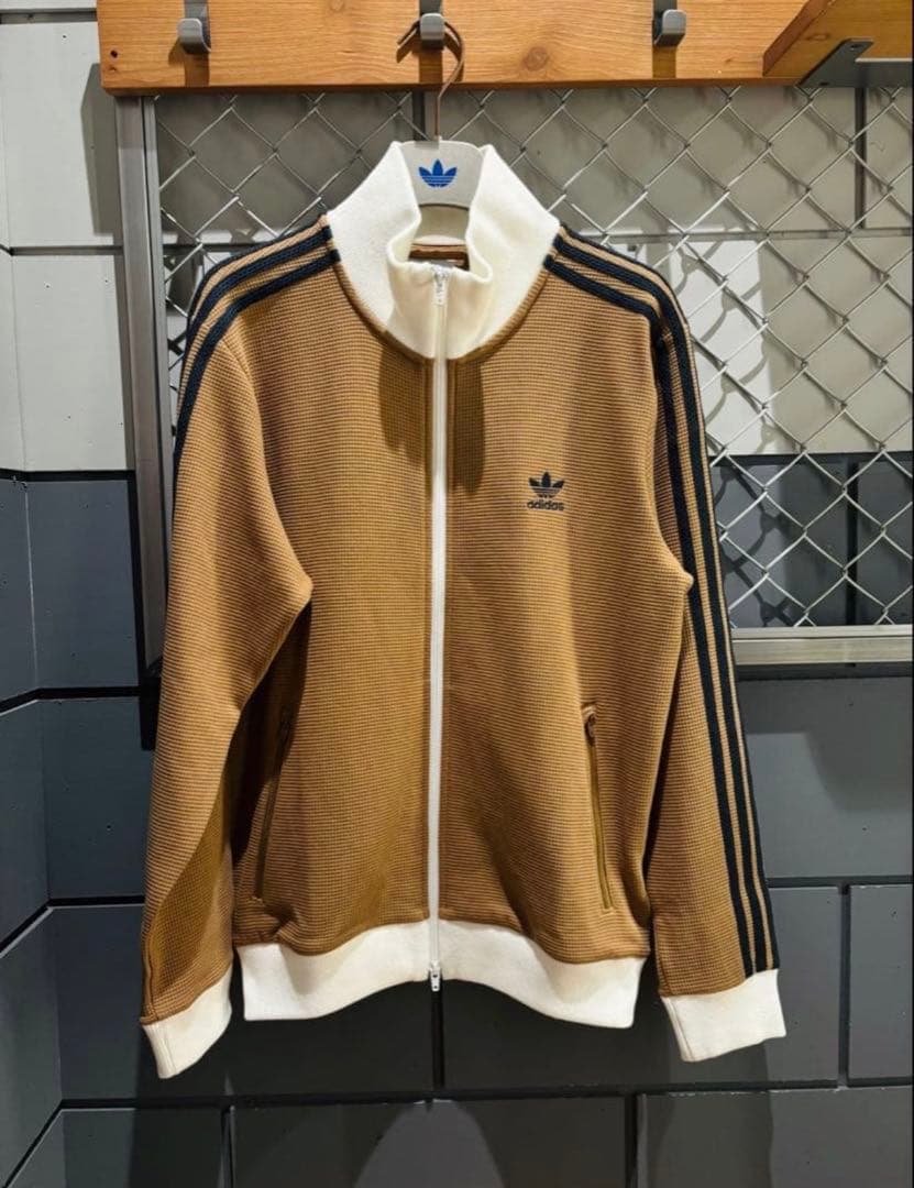 新品L adidas 長袖ジャケット ブラウン　KB8952