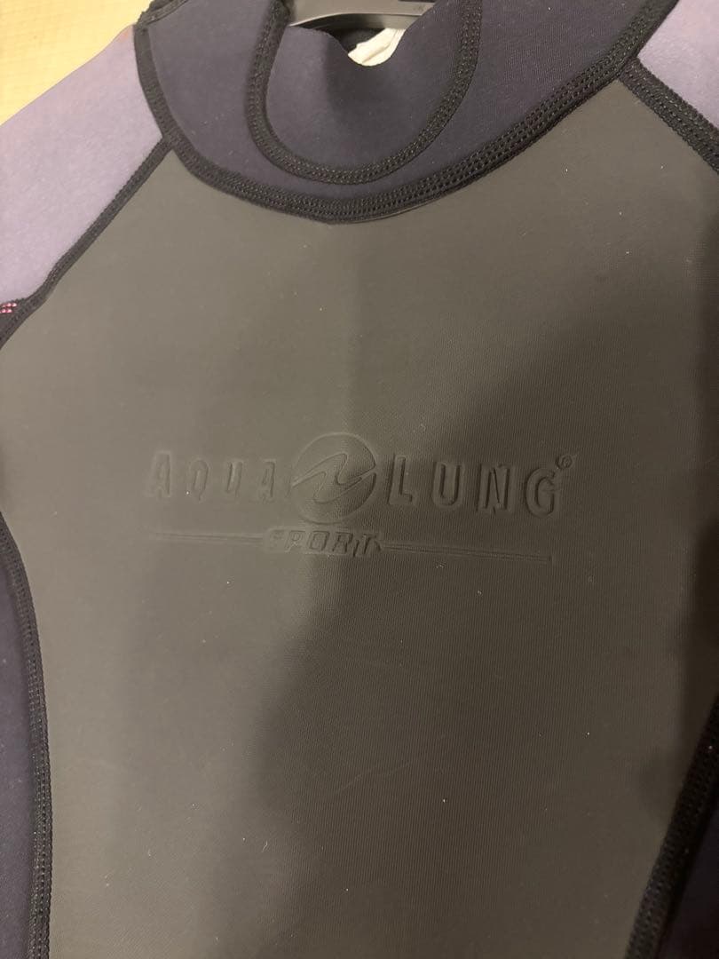 Aqua Lung Quantum Stretch レディースSフルスーツ3mm