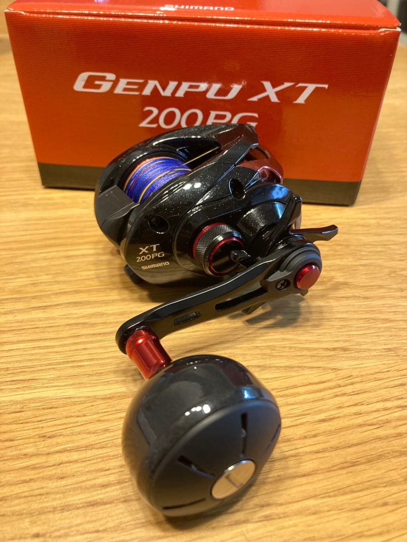 未使用品　シマノ ゲンプウXT 200PG 右ハンドル　タコ釣り