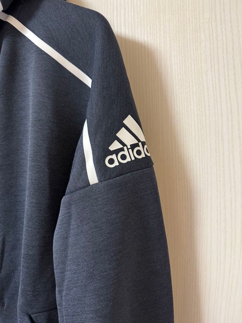 ☆adidas アディダス Z.N.E. フーディーファストリリース　ネイビー