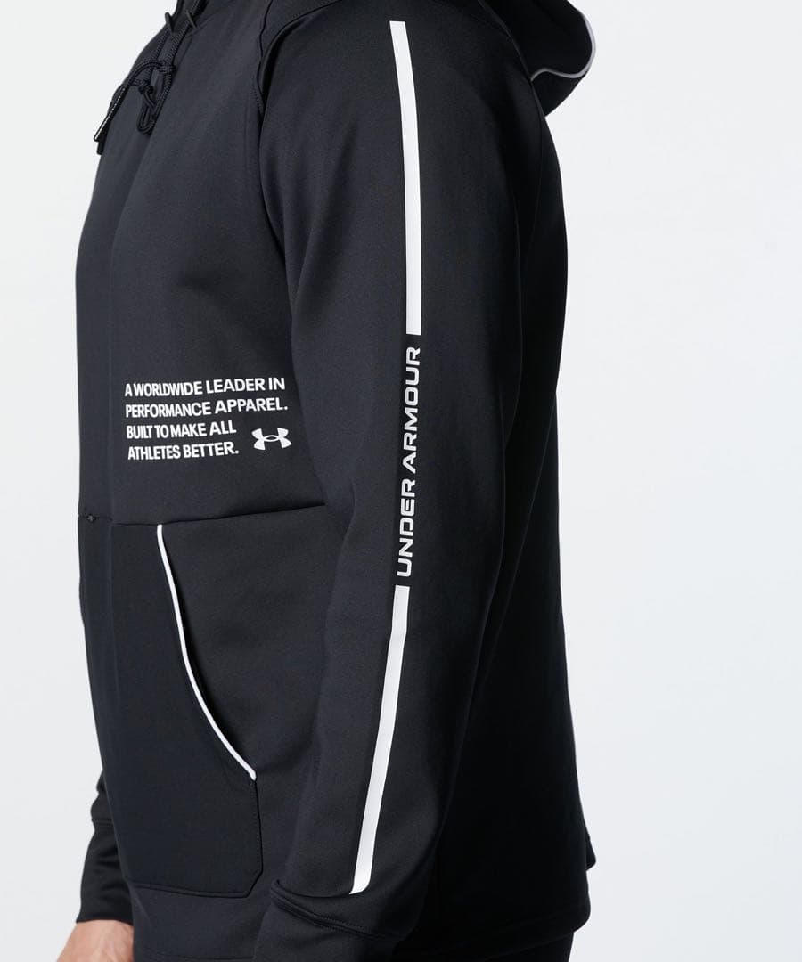 【美品】UAアーマーニット フーディー（トレーニング/MEN）