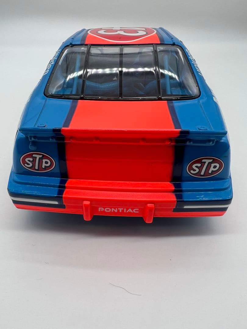 No460ミニカー1/18箱ありRICHARD PETTY STP GRAND