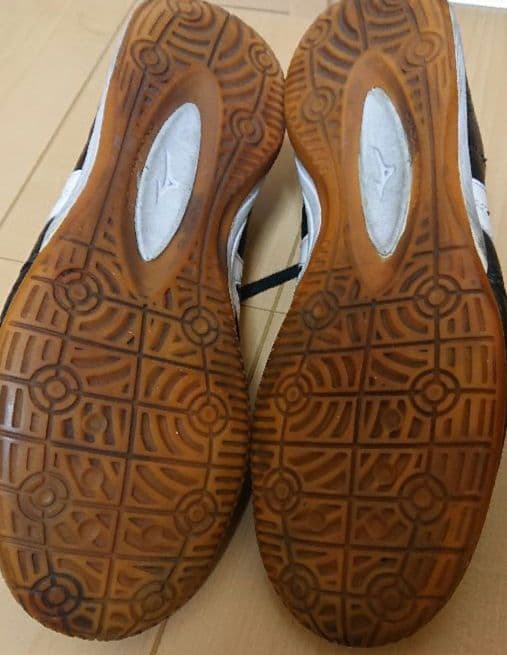 Mizuno Moreliaのフットサルシューズ2足セット