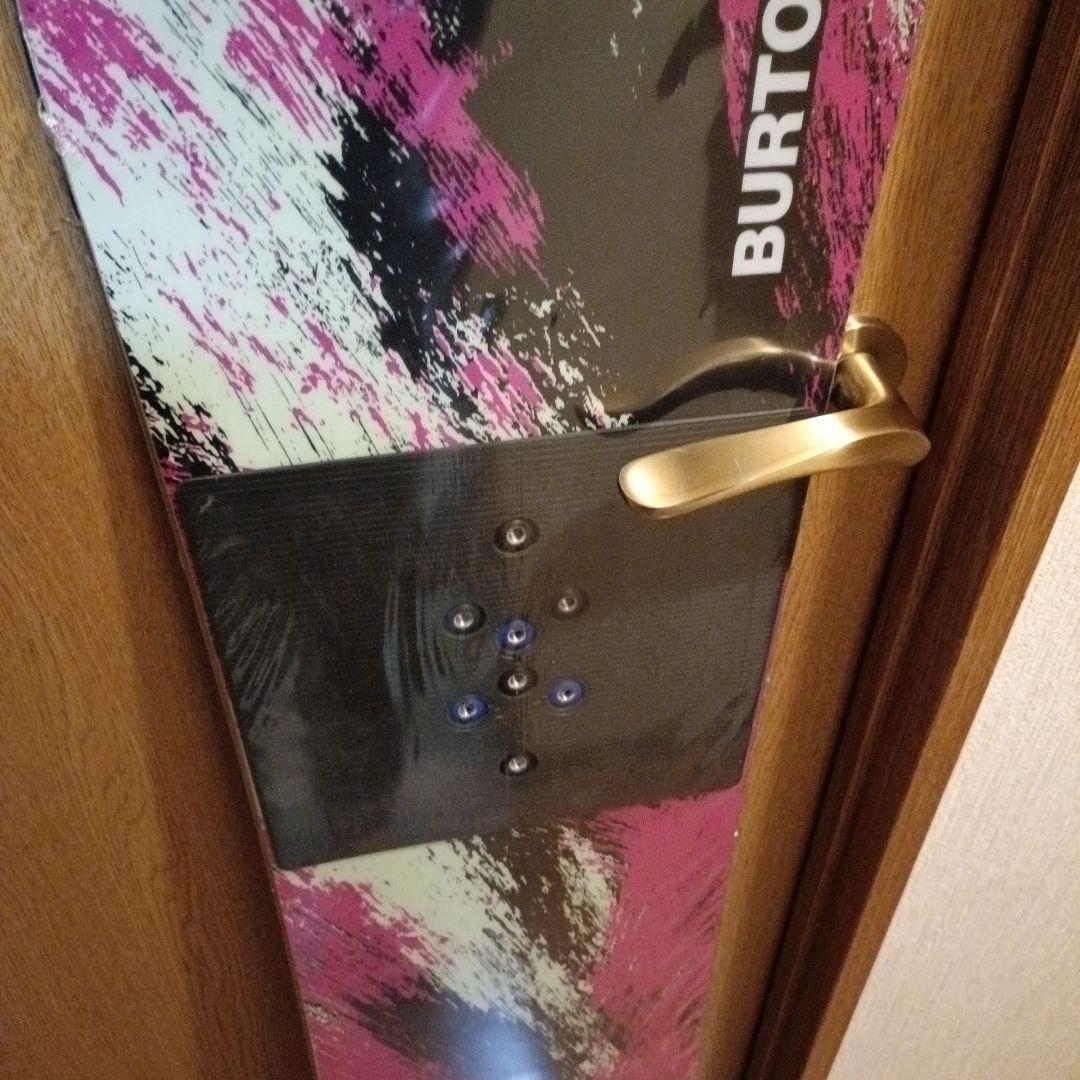 【新品】Burton Grown スノーボード ブラック/ピンク　130センチ
