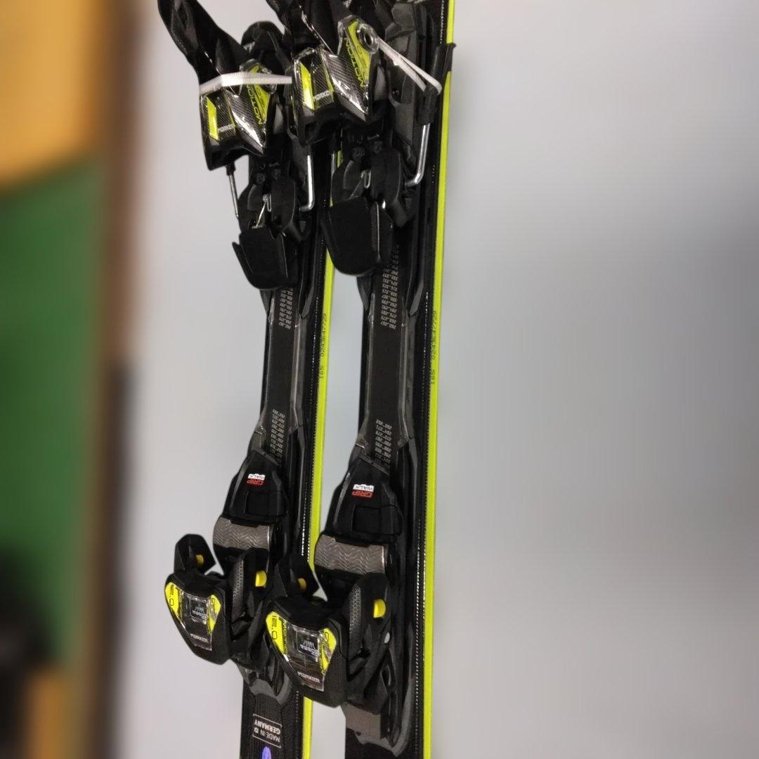 VOLKL RaceTiger SC、165cm、vMotion12GW付、新品