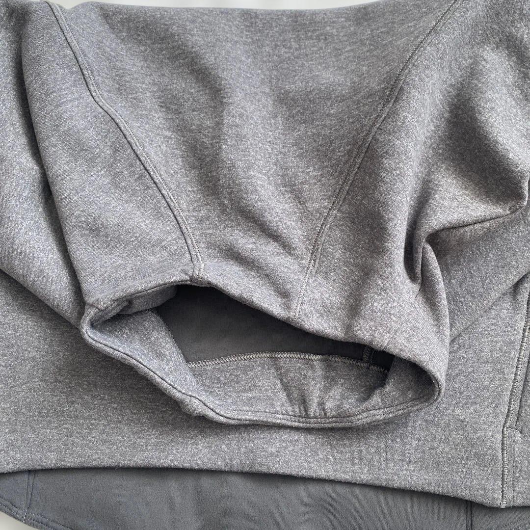 ルルレモン　lululemon グレー ハイネックジャケット サイドポケット付き