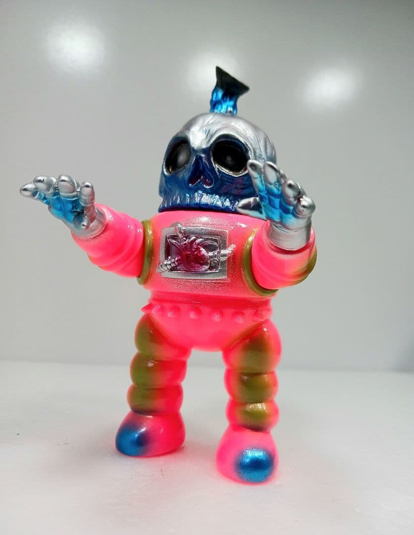 Kenth toy works ASTRO SKULLBOT ソフビ