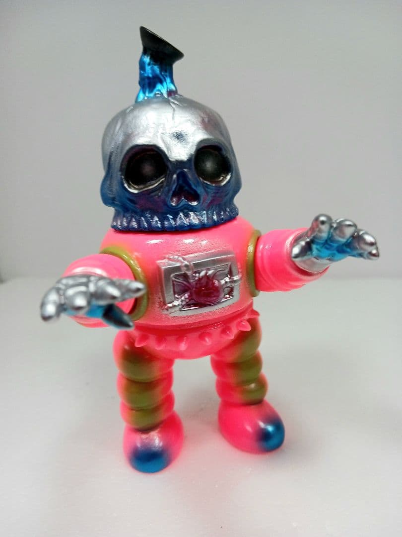 Kenth toy works ASTRO SKULLBOT ソフビ