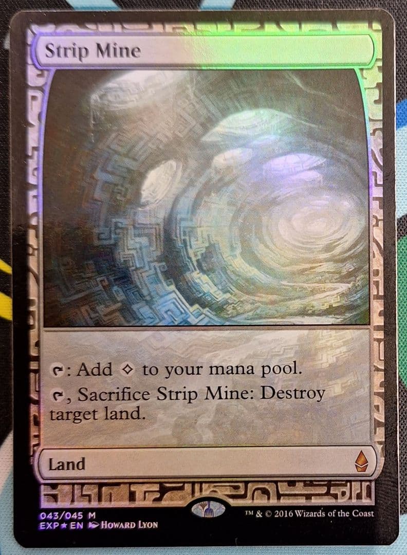 MTG 露天鉱床/Strip Mine foil 英語