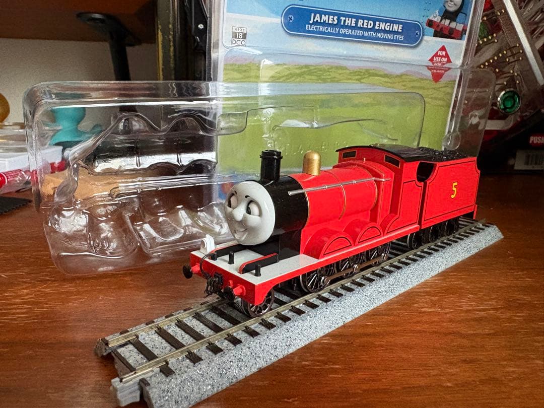 トーマス　hoゲージ ジェームス　bachmann
