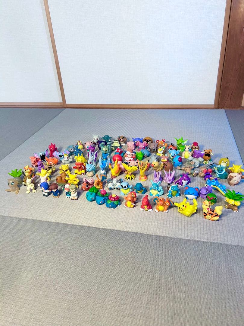 【レア】ポケモン 指人形　ソフビ 100体ほど まとめ売り