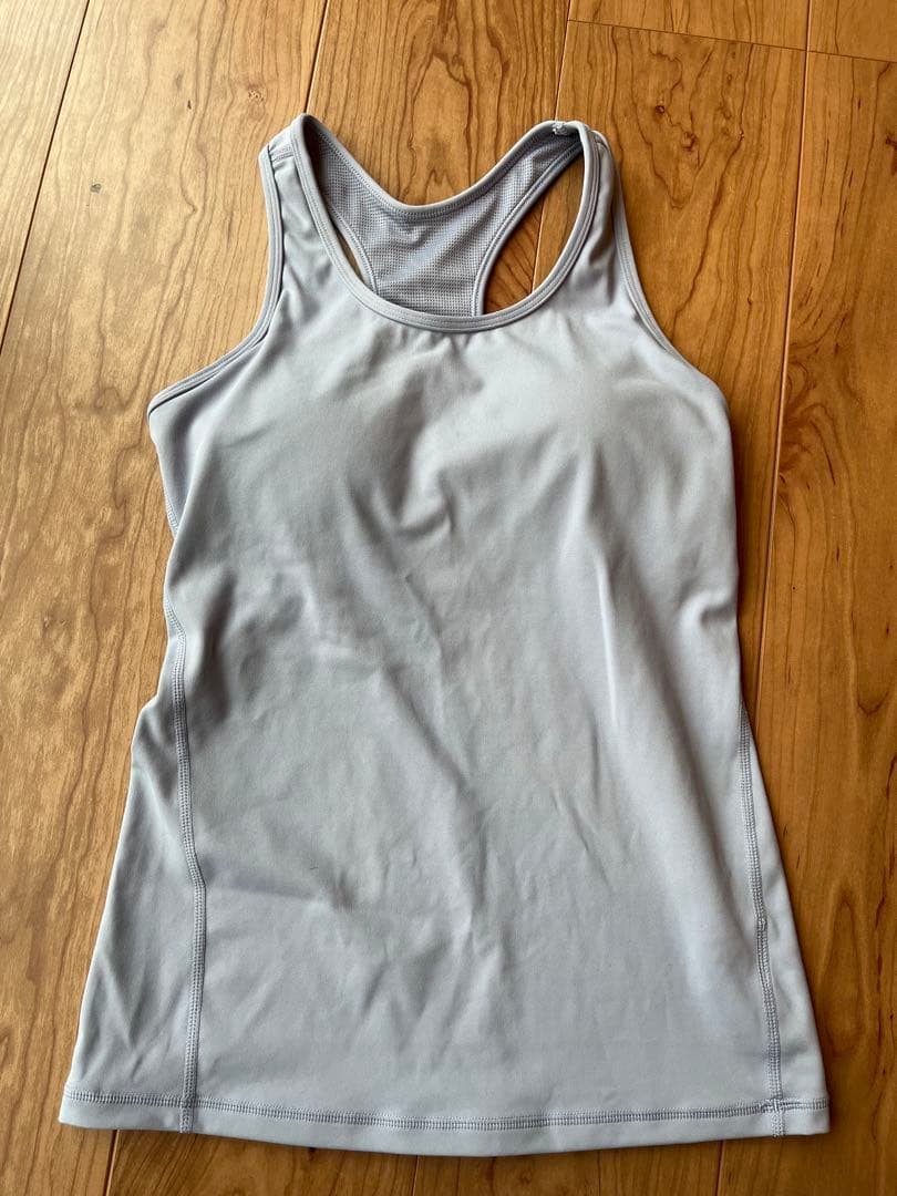 【美品】sukala カップ付きTシャツ　セット売り　Ｓサイズ