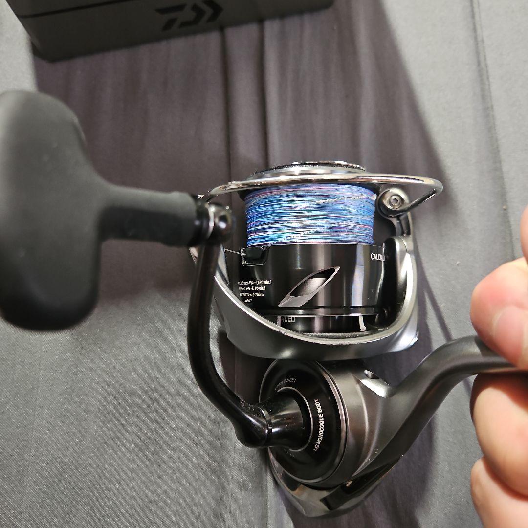 DAIWA最新25CALDIA LT4000-CXH スピニングリールショアジギ
