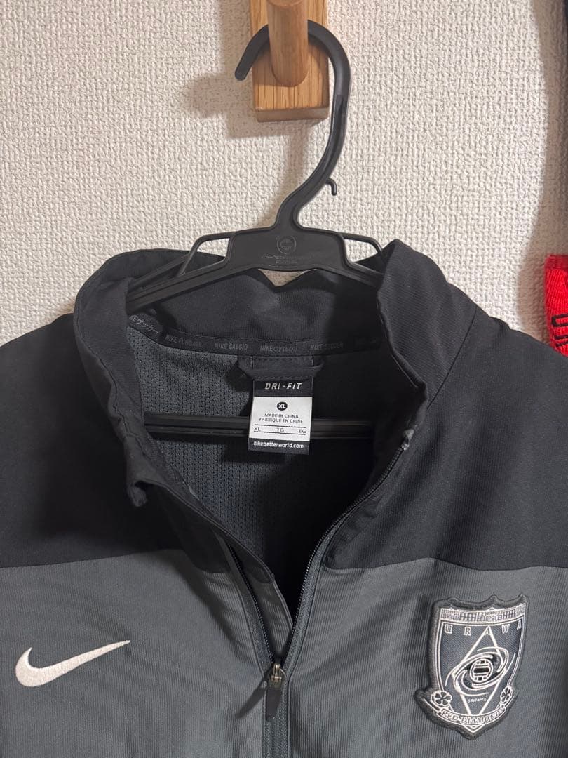 浦和レッズ 2014 選手移動着 上下 セットアップ NIKE DRY FIT