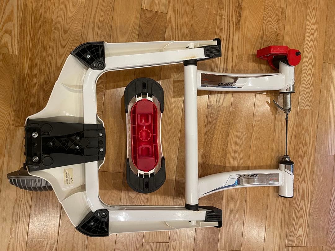 ELITE Qubo Fruid エリート キューボ フルード 固定ローラー