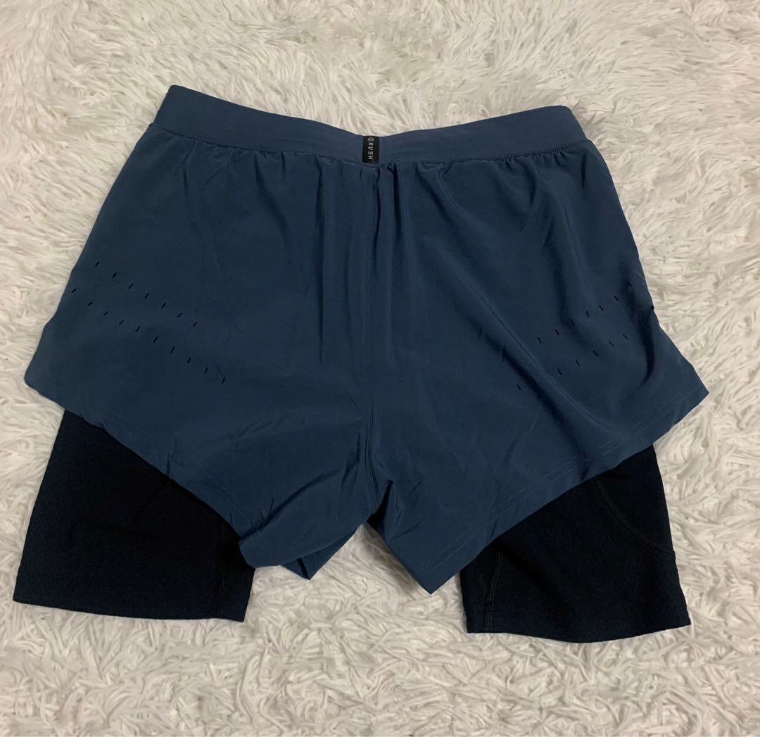 未使用！UNDER ARMOUR ショートパンツ　ストレッチ　XLサイズ