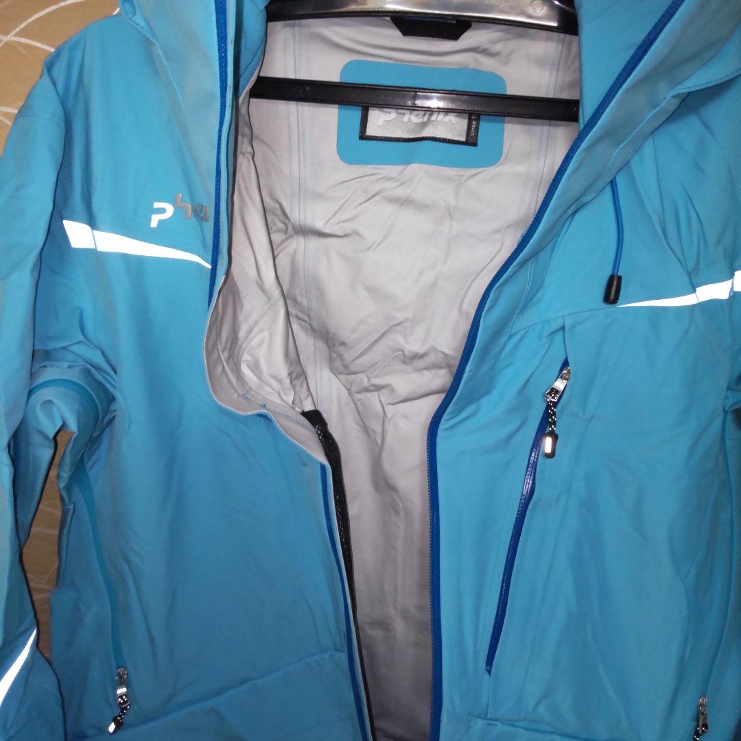 新品タグ付き 
Phenix  Black Poxder 3L Jacket