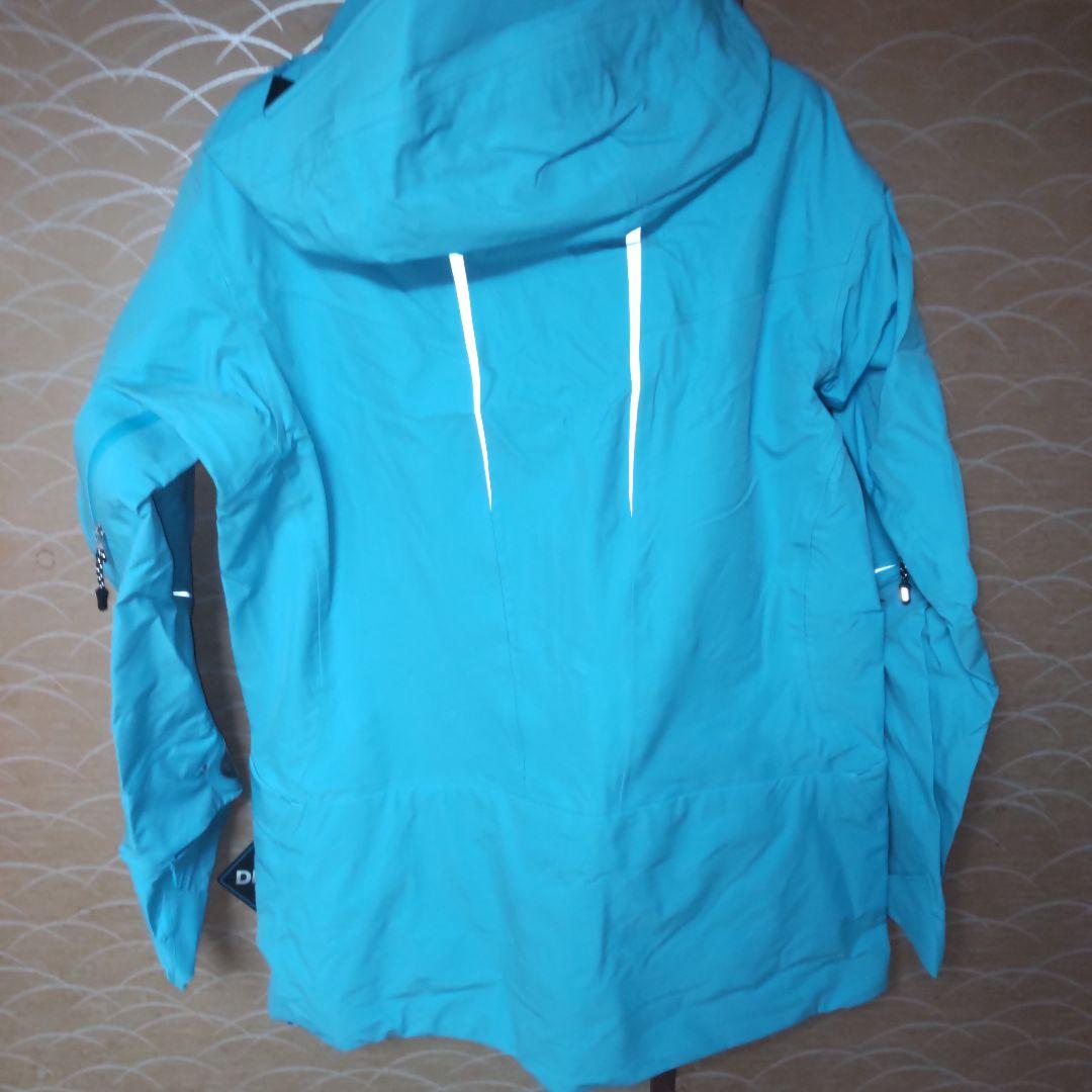 新品タグ付き 
Phenix  Black Poxder 3L Jacket