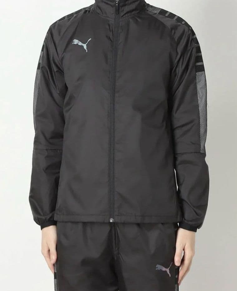 新品未使用タグ付き！PUMA トレーニング　ウィンドブレーカー　上下