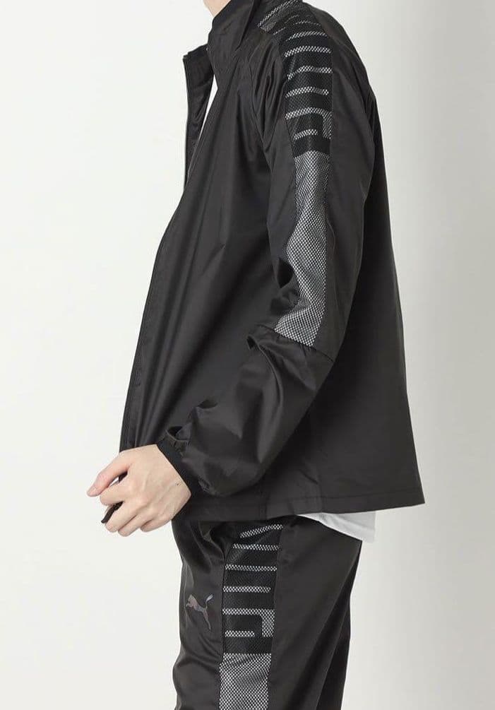 新品未使用タグ付き！PUMA トレーニング　ウィンドブレーカー　上下