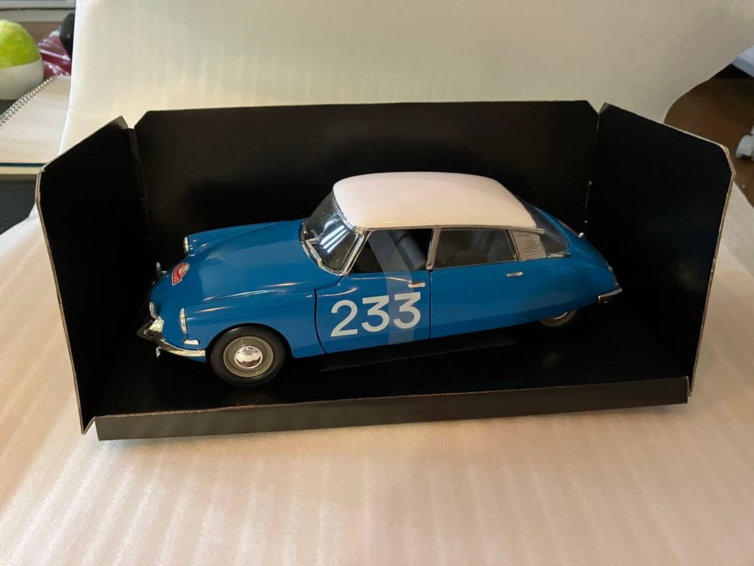 CITROEN　DS　RALLYE　1963　スカイブルー