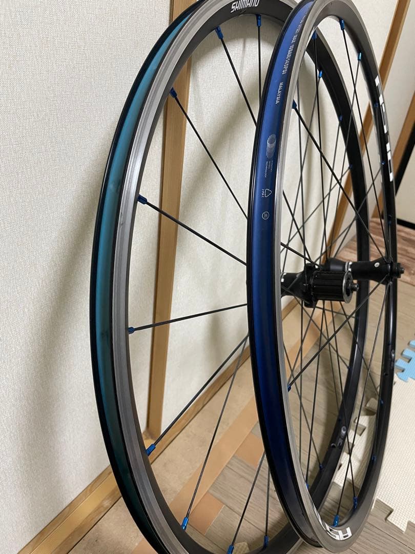 中古　クリンチャーホイール　シマノRS10前後セット