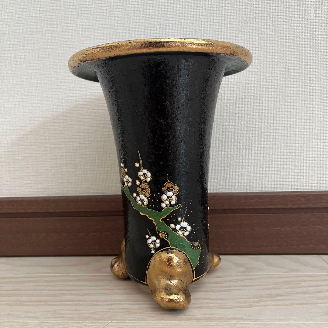梅の花装飾 黒い陶器 植木鉢（冬限定価格）
