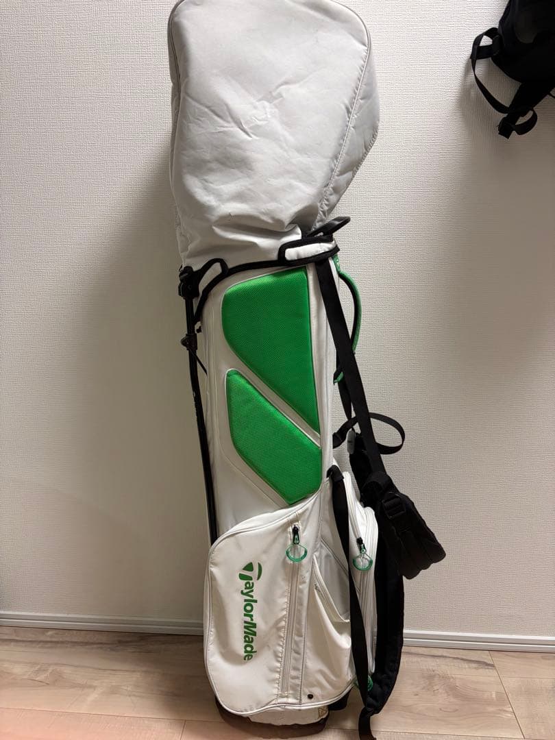 TaylorMade スタンド式キャディバッグ 白緑