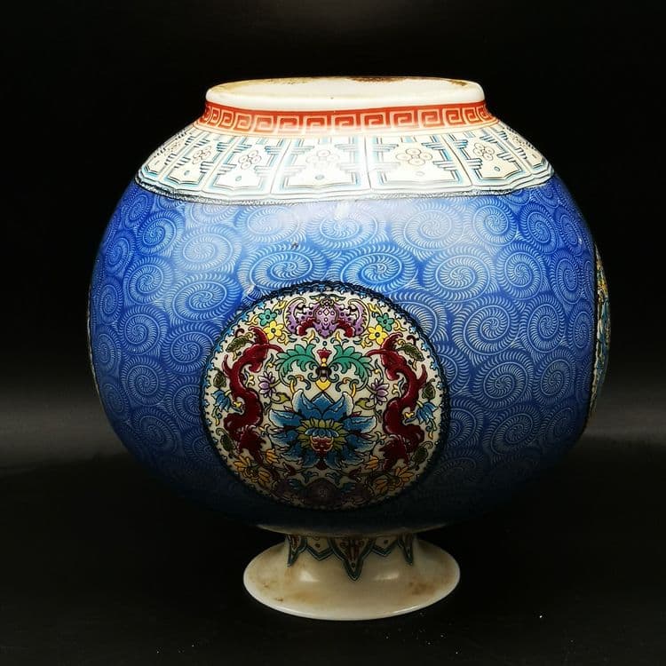 大清隆琅彩団模様石榴尊花瓶  景徳鎮 陶磁器 装飾品 現代工芸品美術品 置物