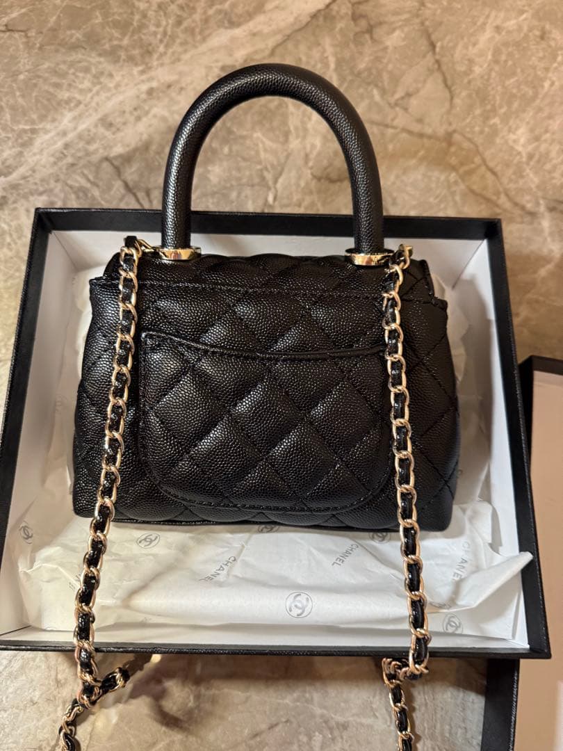 JASMINE　CHANEL ノベルティ ミニ　ブラック ゴールド