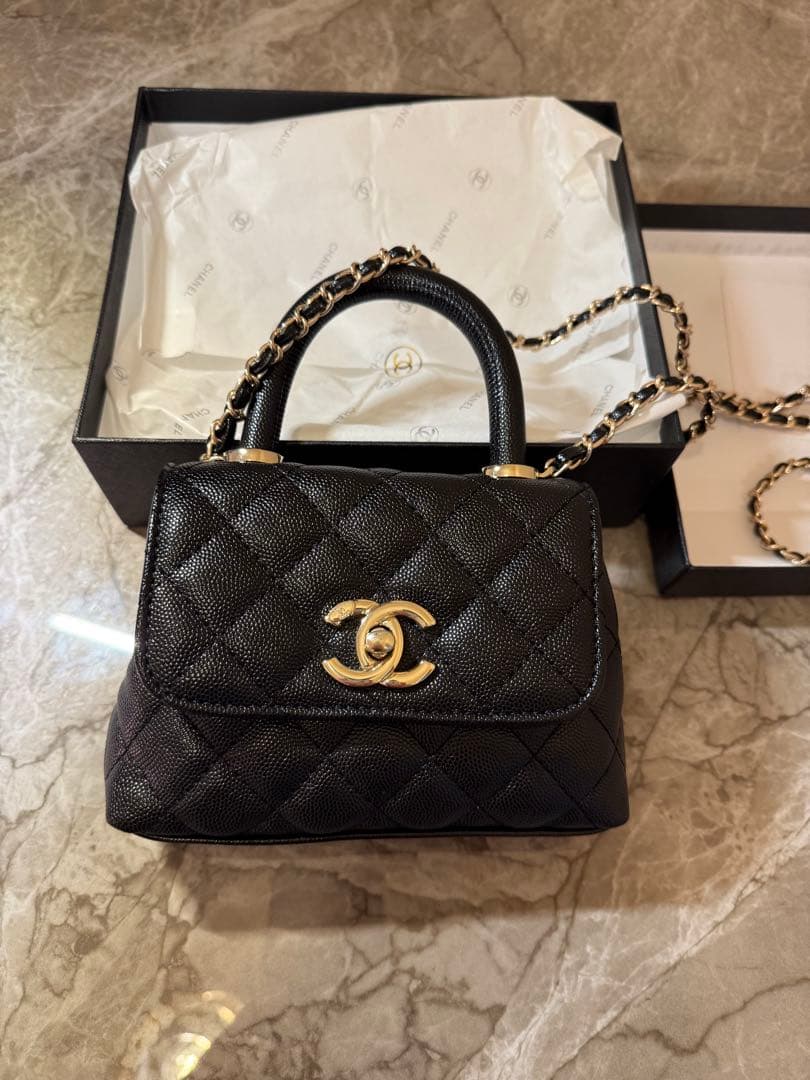 JASMINE　CHANEL ノベルティ ミニ　ブラック ゴールド