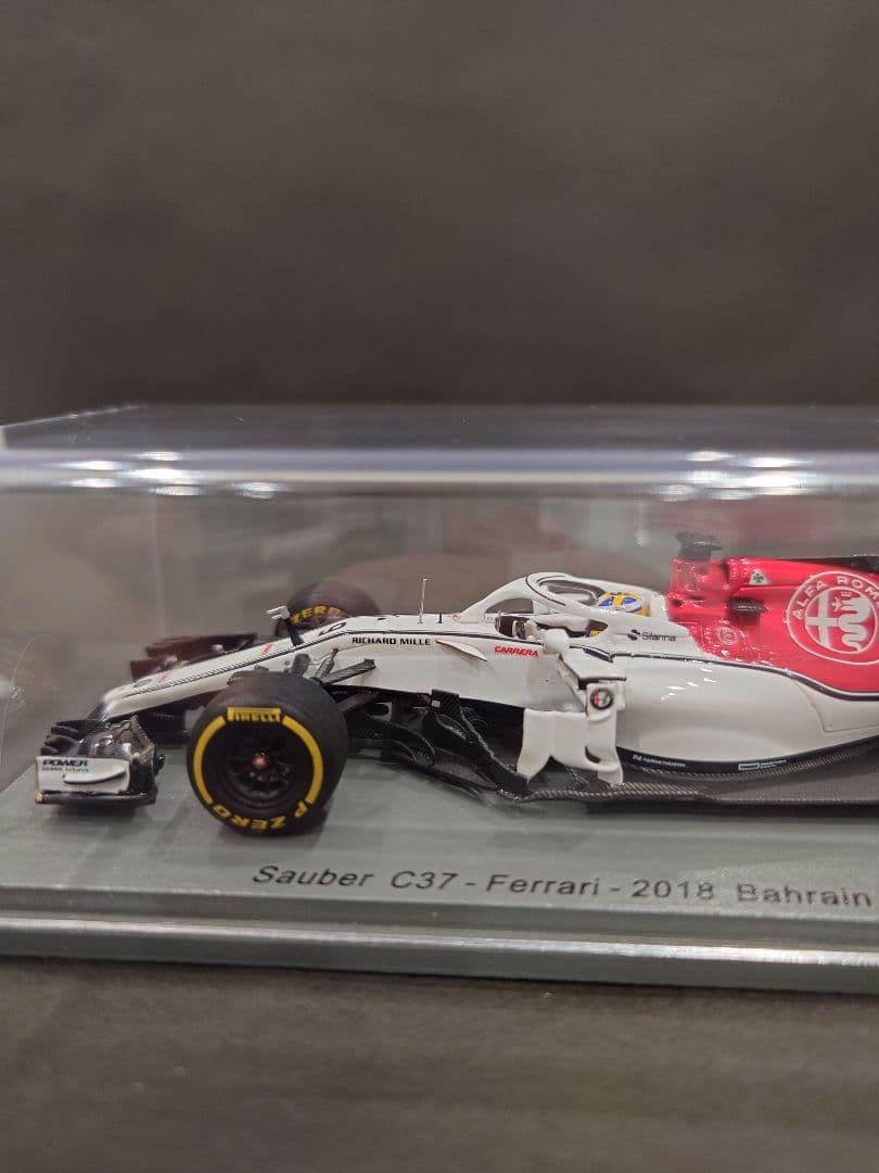 スパーク 1/43 F1 2018 Sauber Ferrari C37