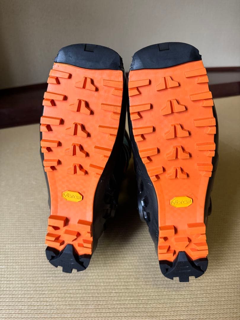 スカルパ SCARPA F1　25.5cm 軽量バックカントリー
