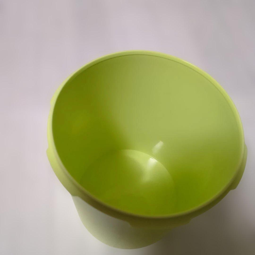 新品タッパーウェア グランプリデコレーター（Ｍ＆Ｌ）Tupperware
