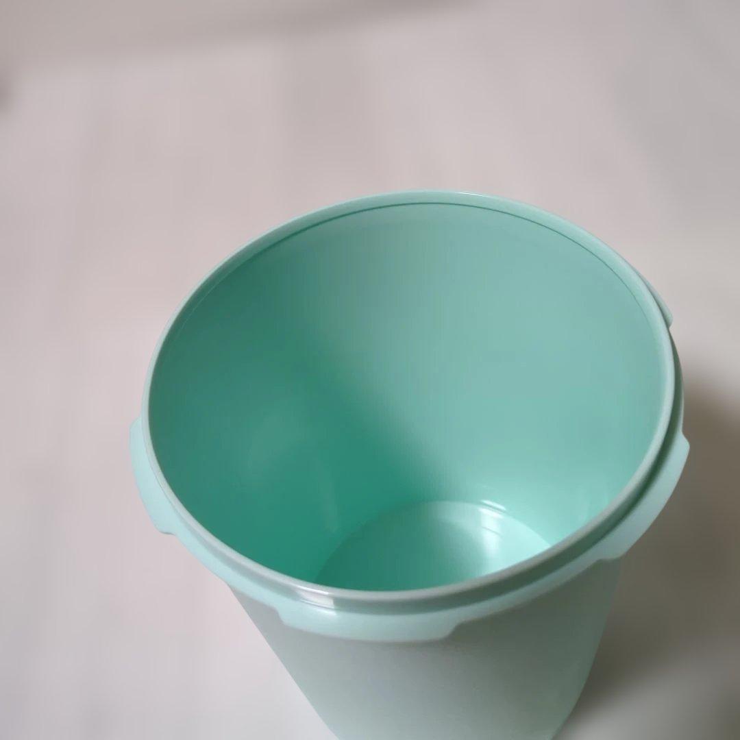 新品タッパーウェア グランプリデコレーター（Ｍ＆Ｌ）Tupperware