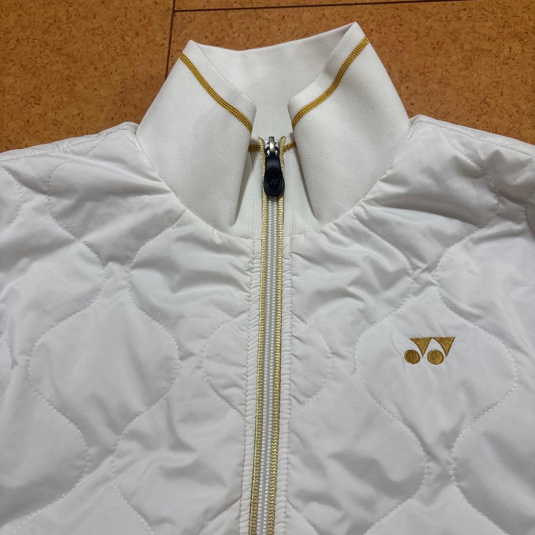 【極美品】上質　ヨネックス キルティング Mサイズ　ブルゾン　ジャンバー