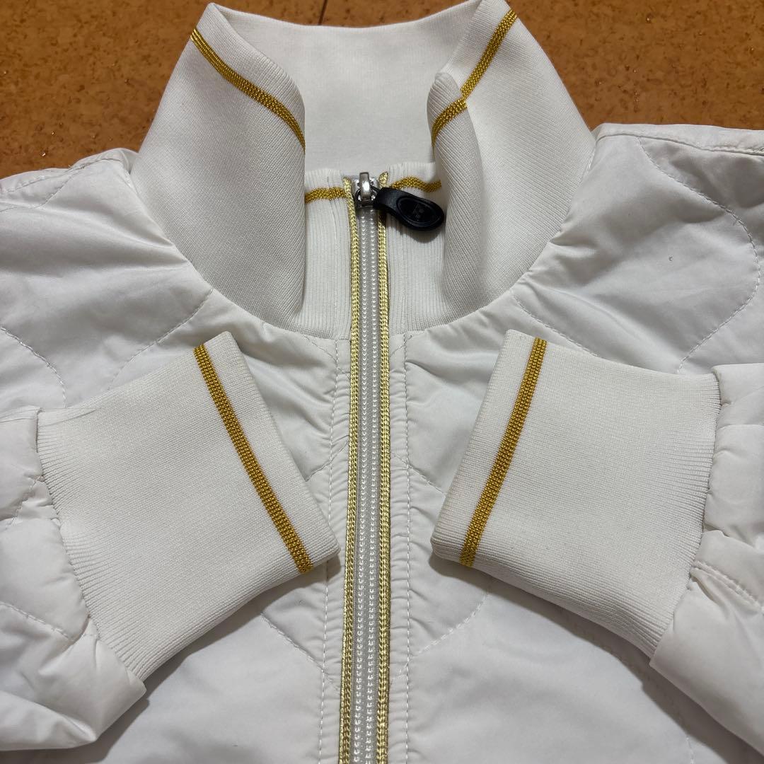【極美品】上質　ヨネックス キルティング Mサイズ　ブルゾン　ジャンバー