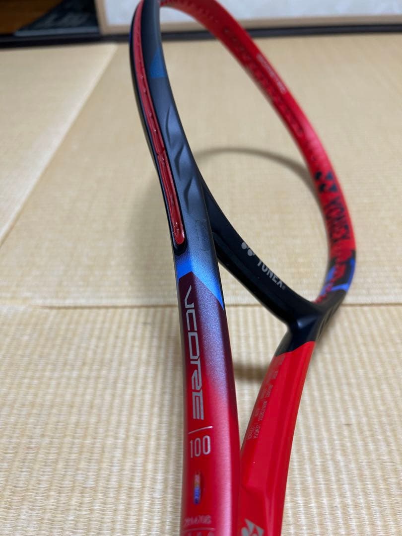 割引　ヨネックス テニスラケットブイコア 100 グリップ2