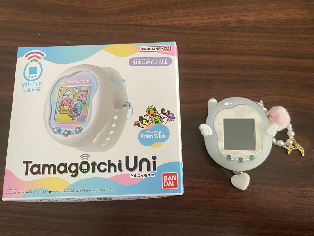 たまごっちuni オーロラプリズムホワイト