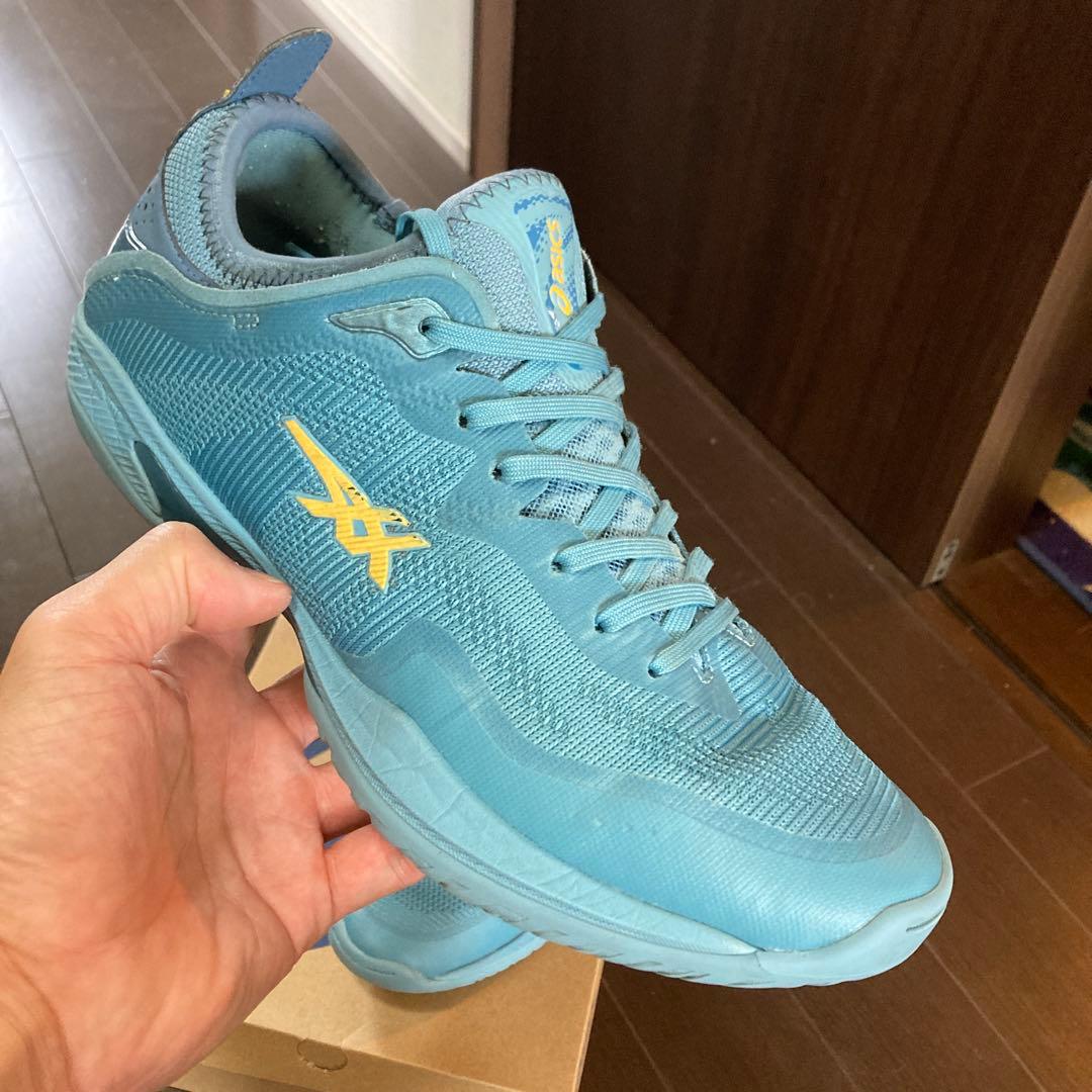 ASICS GLIDE NOVA FF 3 27.5cm 希少カラー　中古品