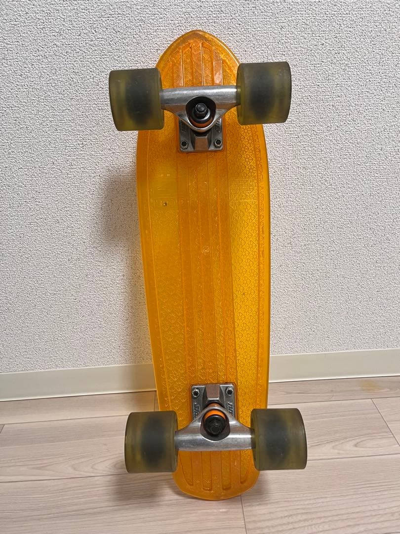 【最終値下げ品】スケートボード　レアカラー　GLOBE ミニクルーザー