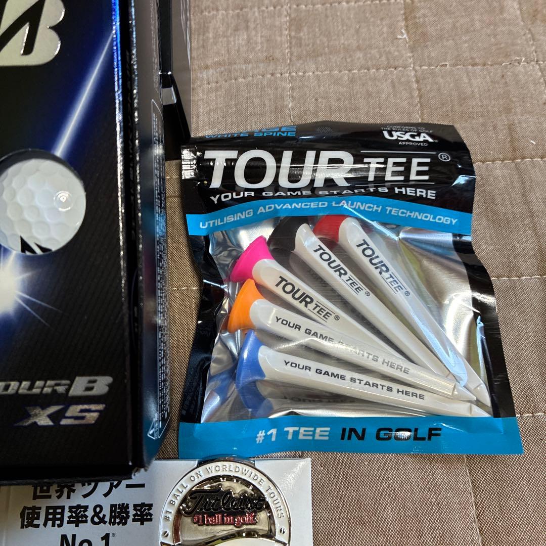 ブリヂストン 2026最新TOUR B XS 1ダースとツアーティーとマーカー。