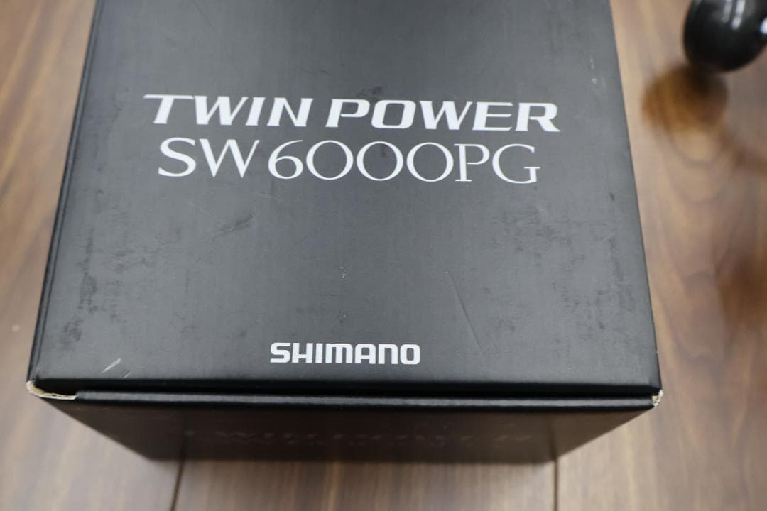 SHIMANO 15　TWIN POWER SW6000PG リール