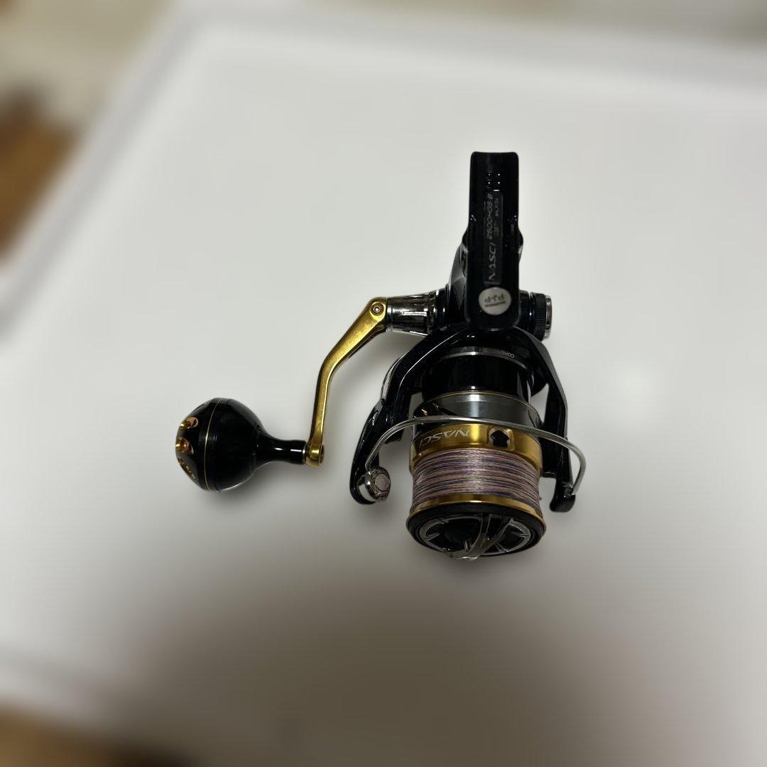 シマノのスピニングリール「16 ナスキー 2500HGS」です。﻿中古品